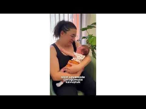 🥹🤍 Hikayemiz bazen bir gebelik haberi ile başlar bazen minik bir patikle mutluluğumuz büyür 🧦✨ Sonra o patiklerin içindeki minicik ayaklar, kapımızdan içeri girer . 👶🏻🤍